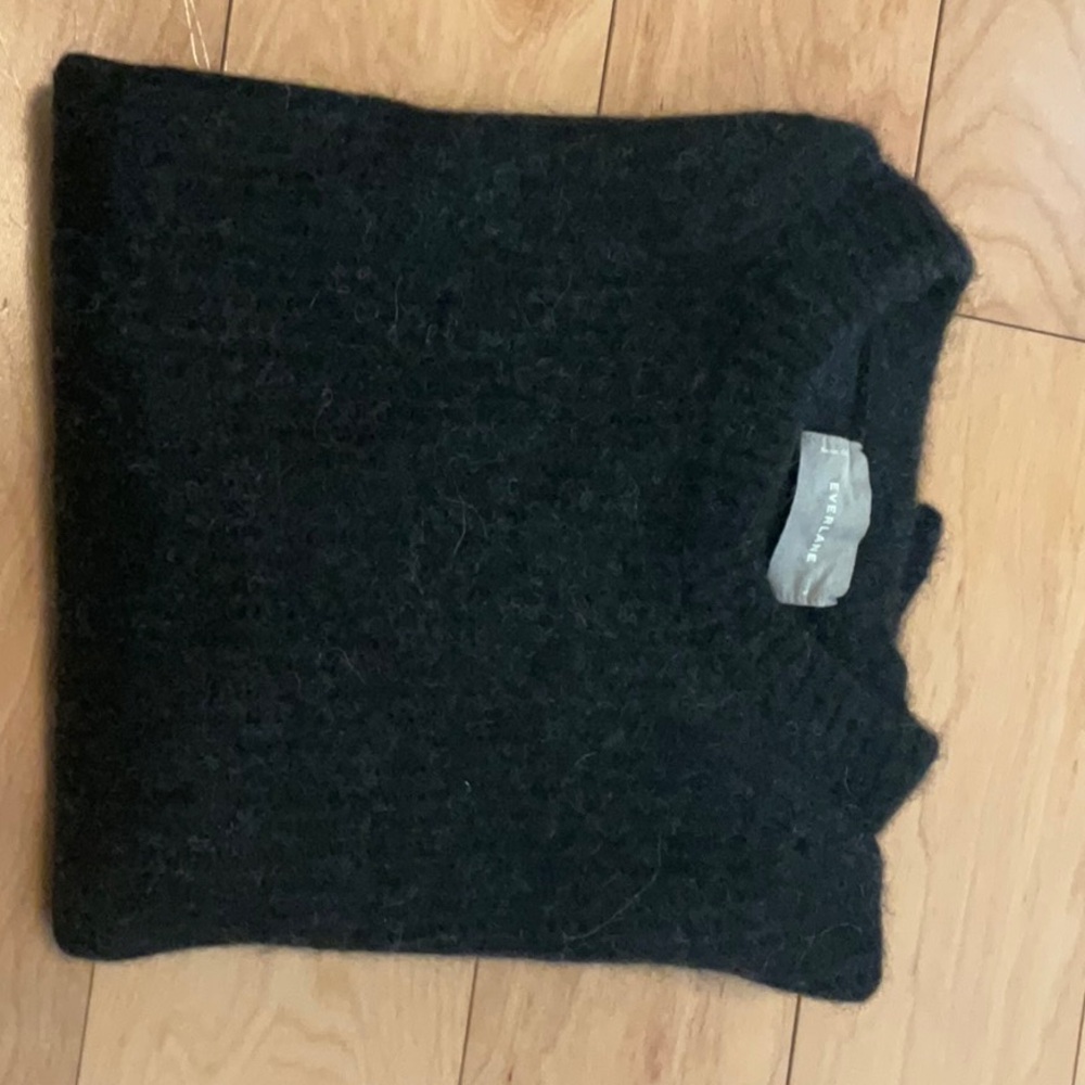 Everlane The Cocoon Crew in Alpaca Dark Charcoal size S